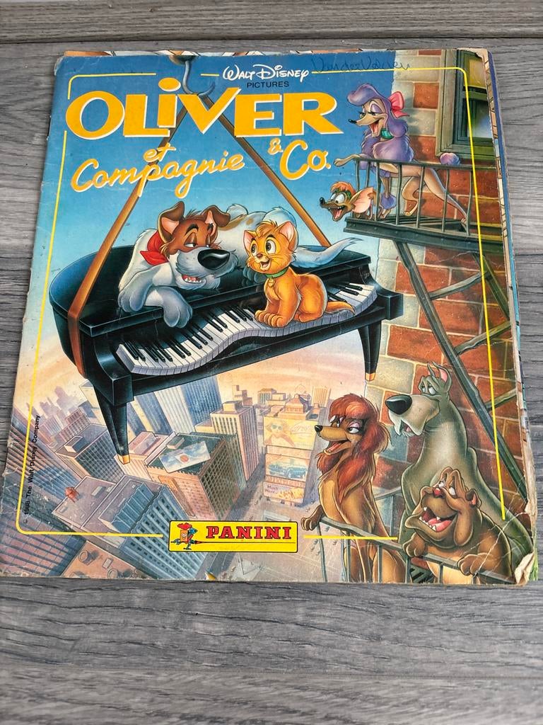 Disney Oliver & Co. Panini Plakplaatjes Boek - Vintage, Ophalen of Verzenden, Gebruikt, Meerdere plaatjes