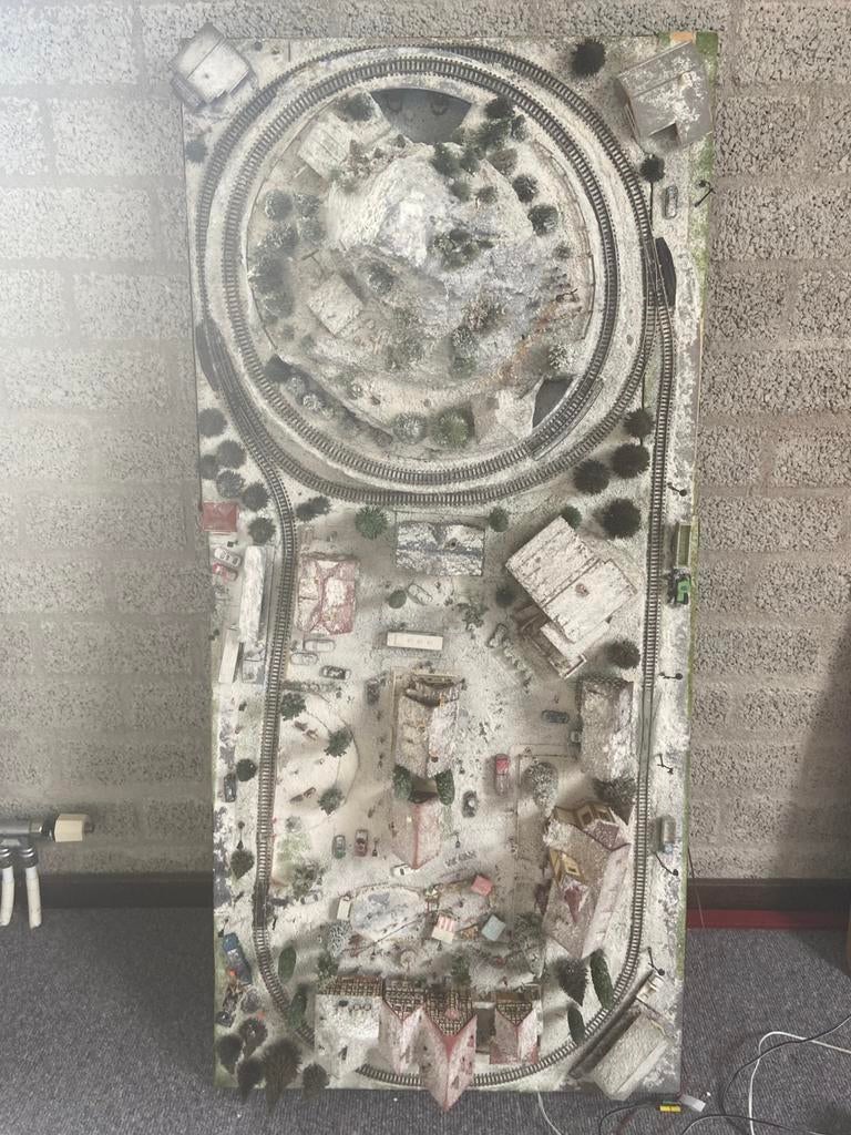 Treinbaan N-spoor, Hobby en Vrije tijd, Gebruikt, Gelijkstroom, Brug, Tunnel of Gebouw, Ophalen