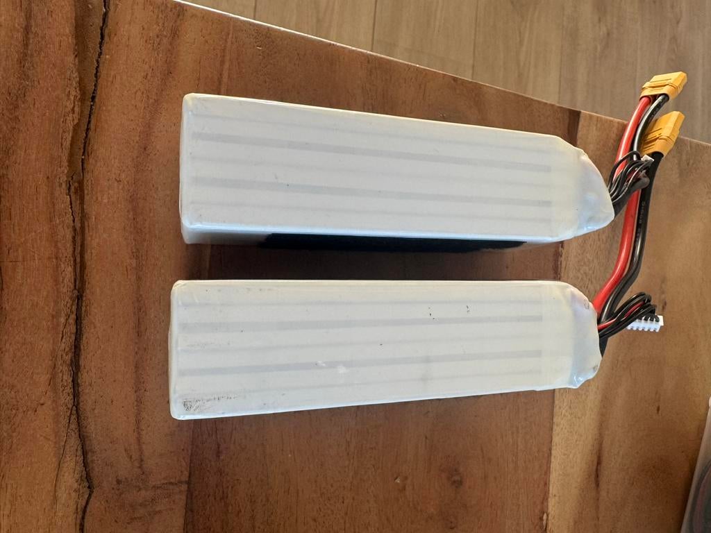 SLS Xtron 6S 7000mAh LiPo accu's - Zeer goede staat, Ophalen of Verzenden, Zo goed als nieuw