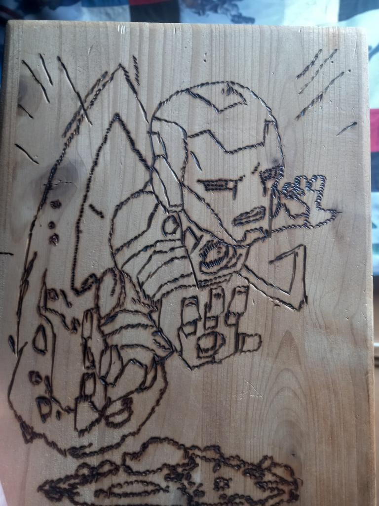 Uniek Iron Man Inbrand Kunstwerk op Hout, Ophalen of Verzenden