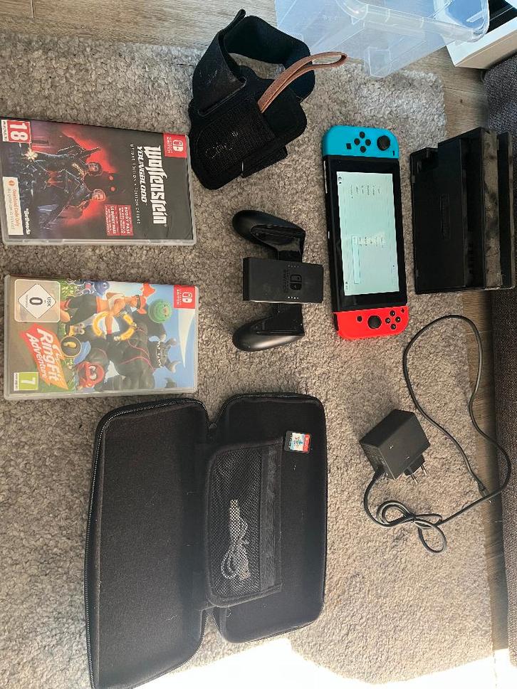 Nintendo Switch + accessoires, Spelcomputers en Games, Games | Nintendo Switch, Gebruikt, Overige genres, 2 spelers, Vanaf 3 jaar