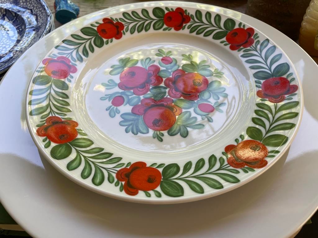 Stoer vintage servies Seltmann Weiden Bavaria ‘Rosengarten’, Antiek en Kunst, Ophalen
