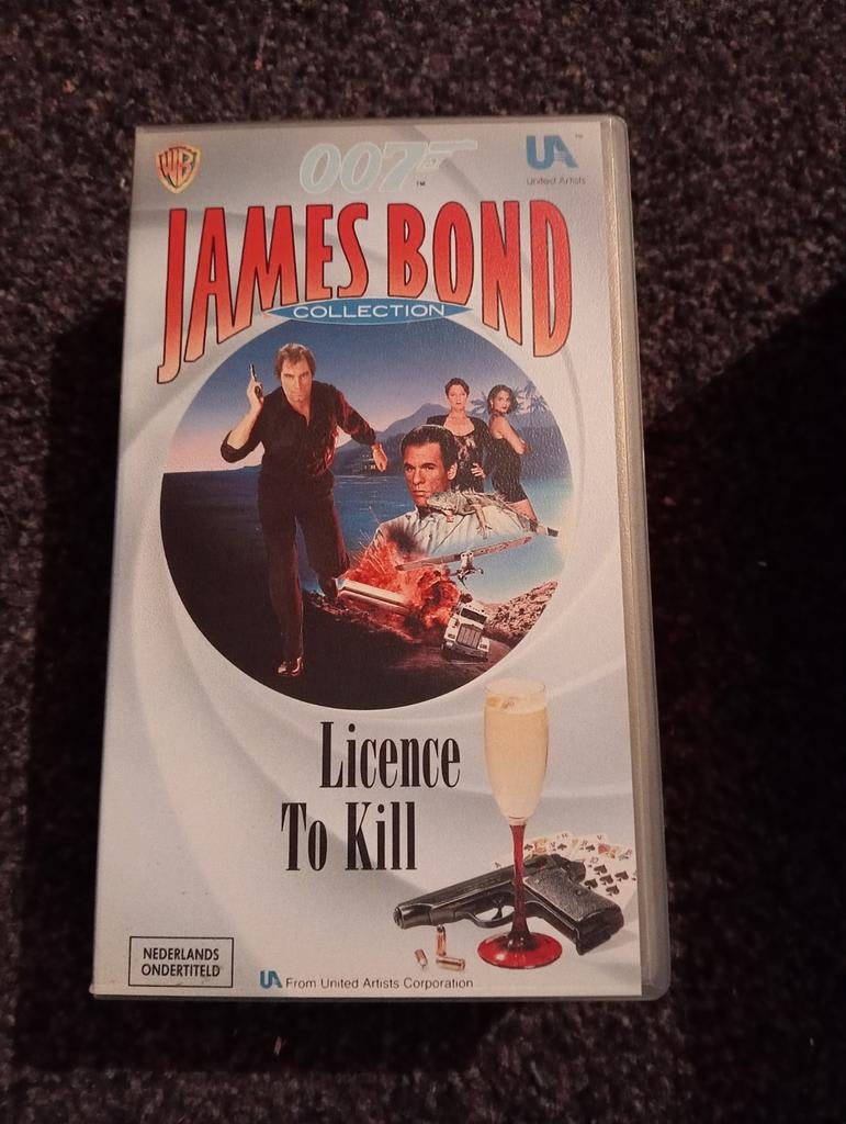 James Bond Collection VHS banden, Alle leeftijden, Ophalen of Verzenden, Zo goed als nieuw, Actie en Avontuur