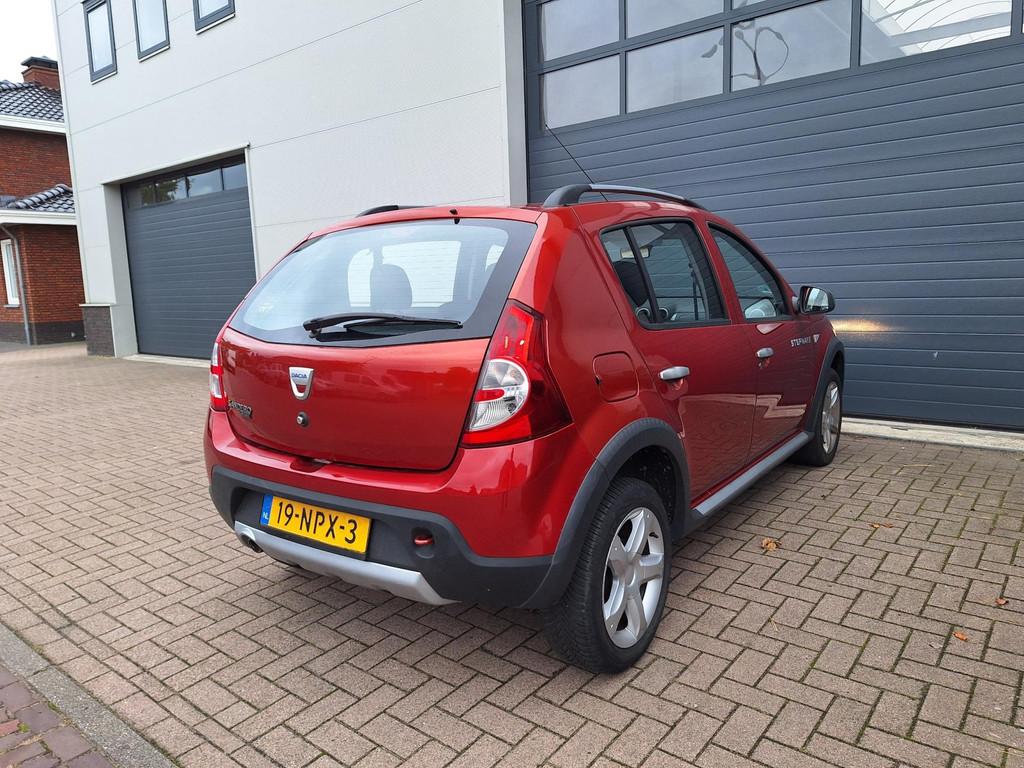 Dacia Sandero |1.6 Stepway | Airco | Leuke kilometerstand |, Auto's, Dacia, 4 cilinders, 1070 kg, Origineel Nederlands, Bedrijf
