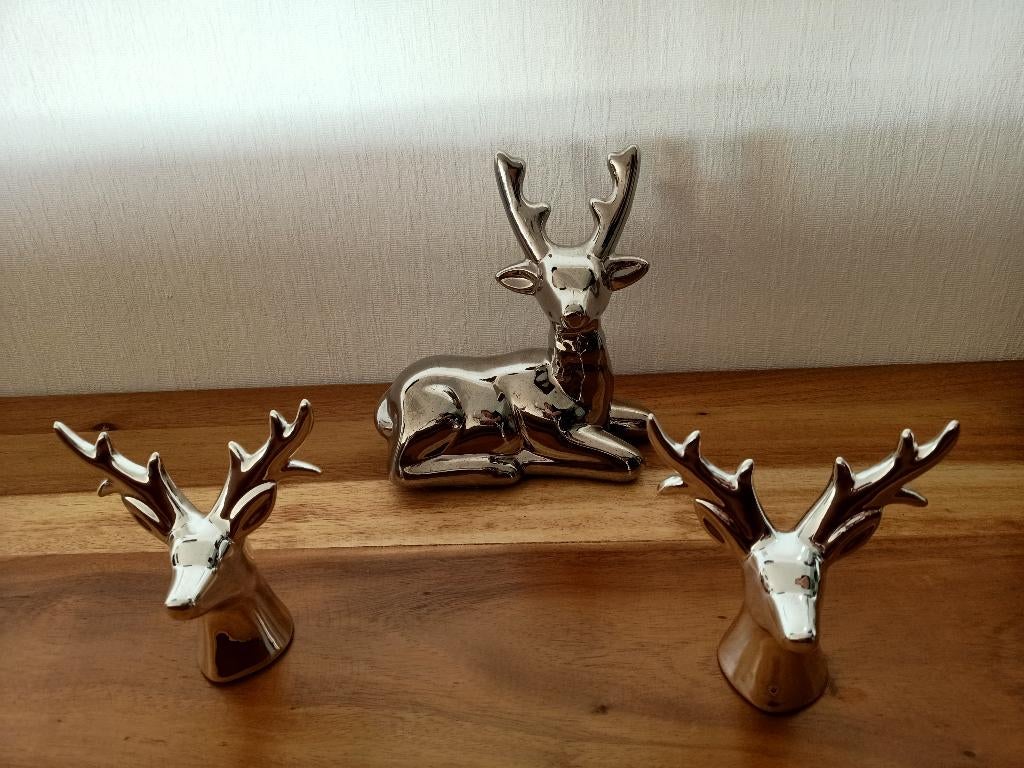 3 beeldjes van een rendier / hert / eland, Ophalen, Gebruikt, Dier