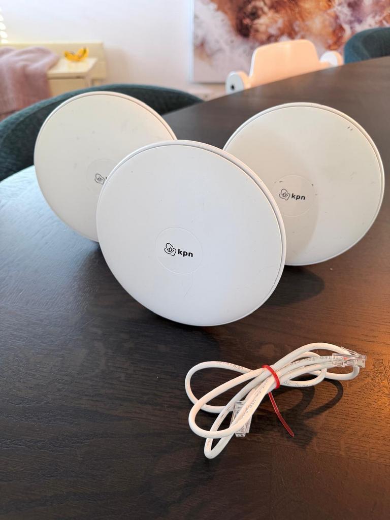 Drie KPN wifi versterkers incl kabeltje, Ophalen of Verzenden, Gebruikt
