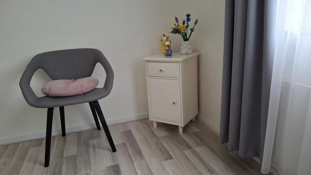 Nachtkastje, Huis en Inrichting, Slaapkamer | Nachtkastjes, Gebruikt, Minder dan 45 cm, Hout, 55 tot 70 cm