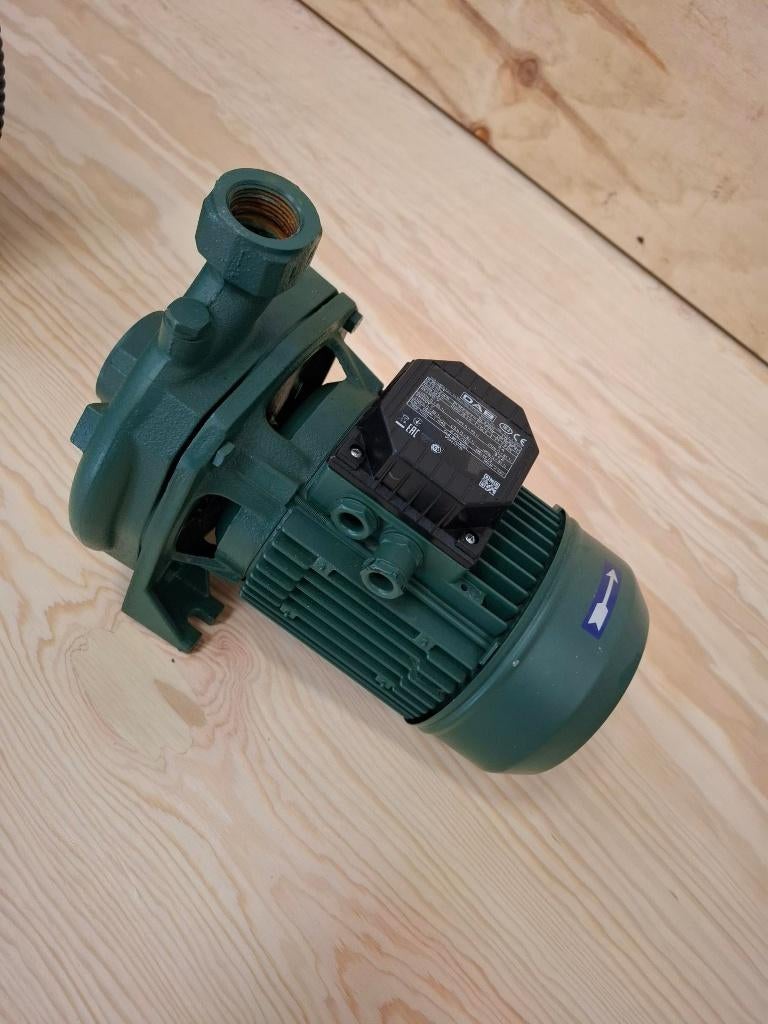 Waterpomp, Tuin en Terras, Waterpompen, Ophalen, Zo goed als nieuw, Elektrisch, Beregeningspomp