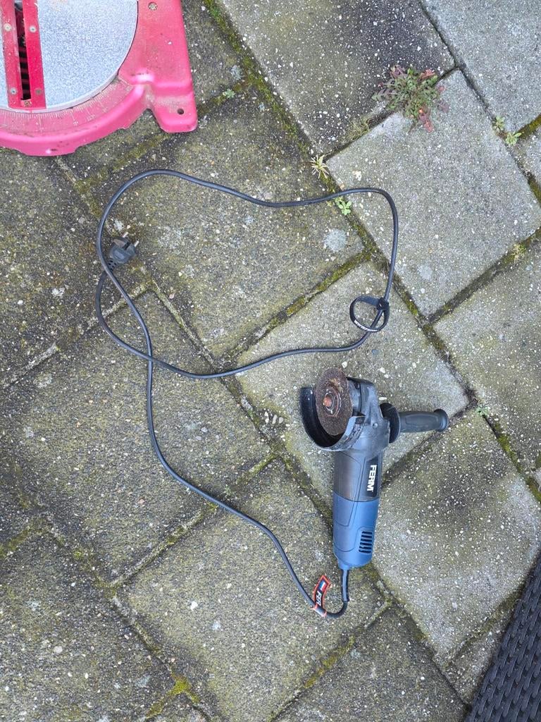 Slijptol ferm 125mm blad, Ophalen, Gebruikt, Decoupeerzaag, 30 tot 70 mm