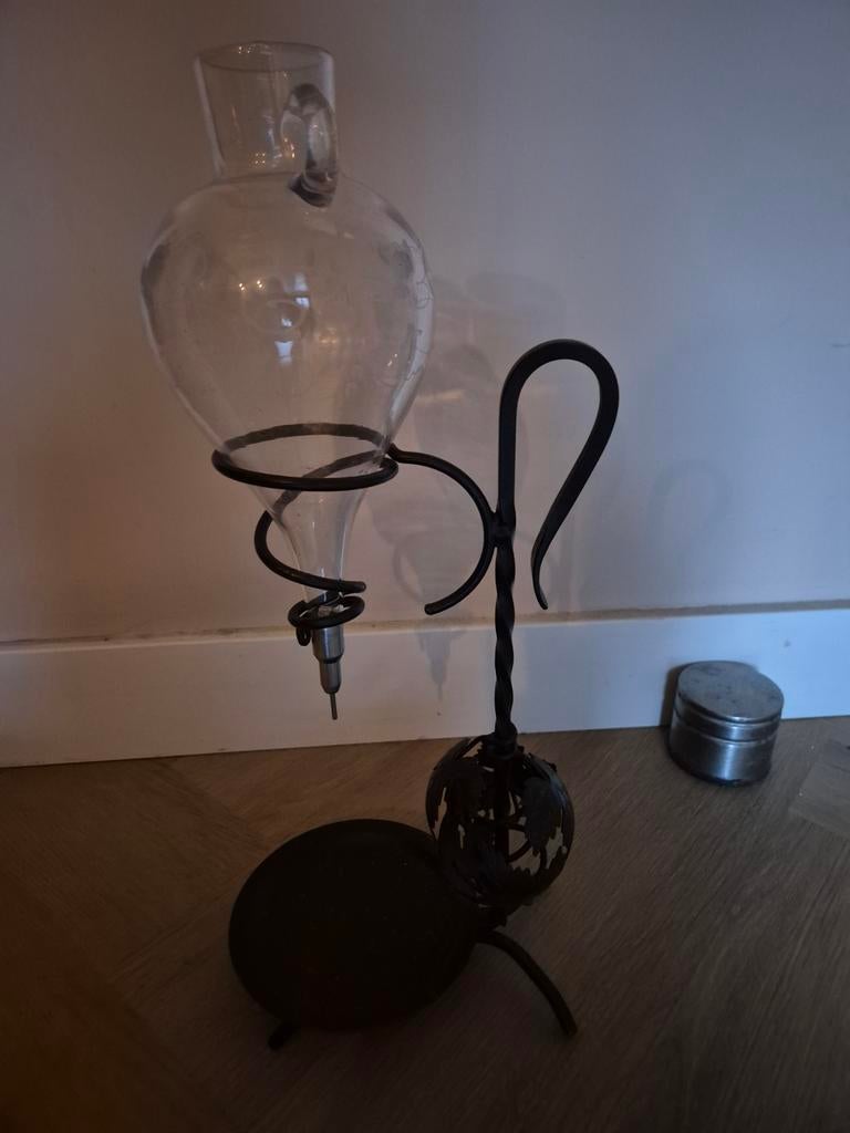 Vintage wijnbeluchter met smeedijzeren standaard, Ophalen of Verzenden