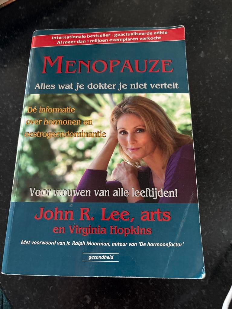 Menopauze - John R. Lee - Alles wat je dokter je niet vertel, Ophalen of Verzenden, Gelezen, Gezondheid en Conditie