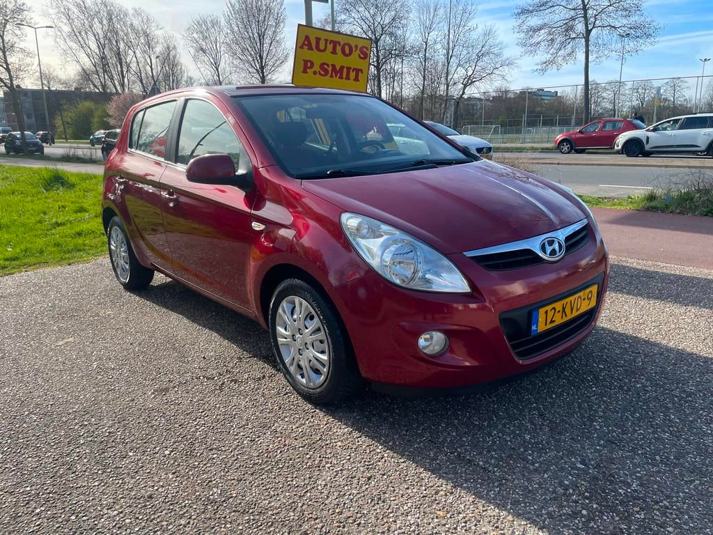 Hyundai I20 1.4i DynamicVersion AIRCO, Auto's, Hyundai, Bedrijf, Te koop, i20, ABS, Airbags, Airconditioning, Boordcomputer, Centrale vergrendeling