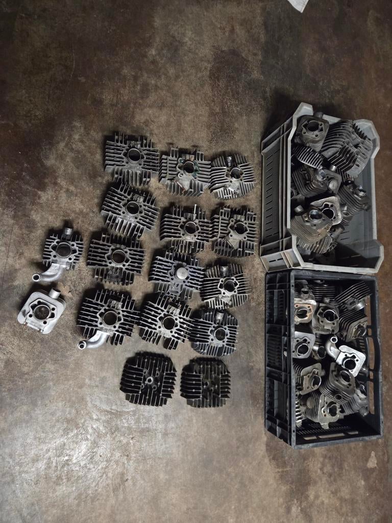 Grote partij kreidler cilinders. Mahle, Ophalen of Verzenden, Gebruikt, Cilinder