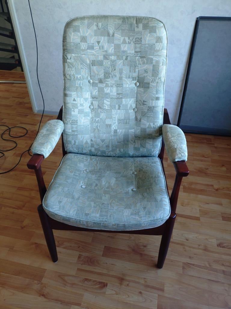 Comfortabele stoel, Huis en Inrichting, Fauteuils, Ophalen, Gebruikt, 75 tot 100 cm, 50 tot 75 cm