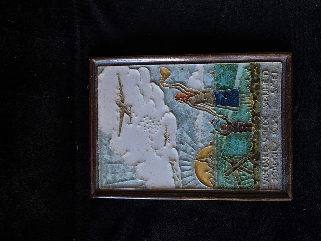 Voedsel Vrede Vrijheid 29 April 1945 - 5 Mei Tegel, Ophalen of Verzenden