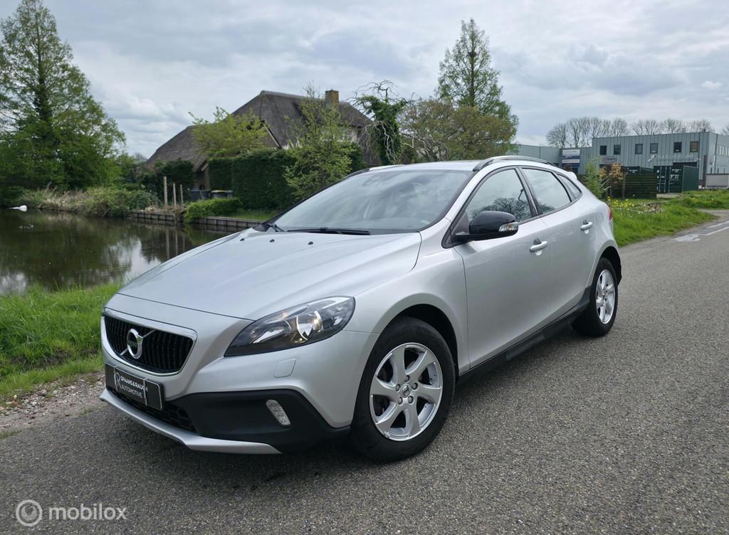 Volvo V40 Cross Country 1.5 T3 / Stoelv / Navi / PDC, Auto's, Stof, 700 kg, Start-stop-systeem, Bedrijf