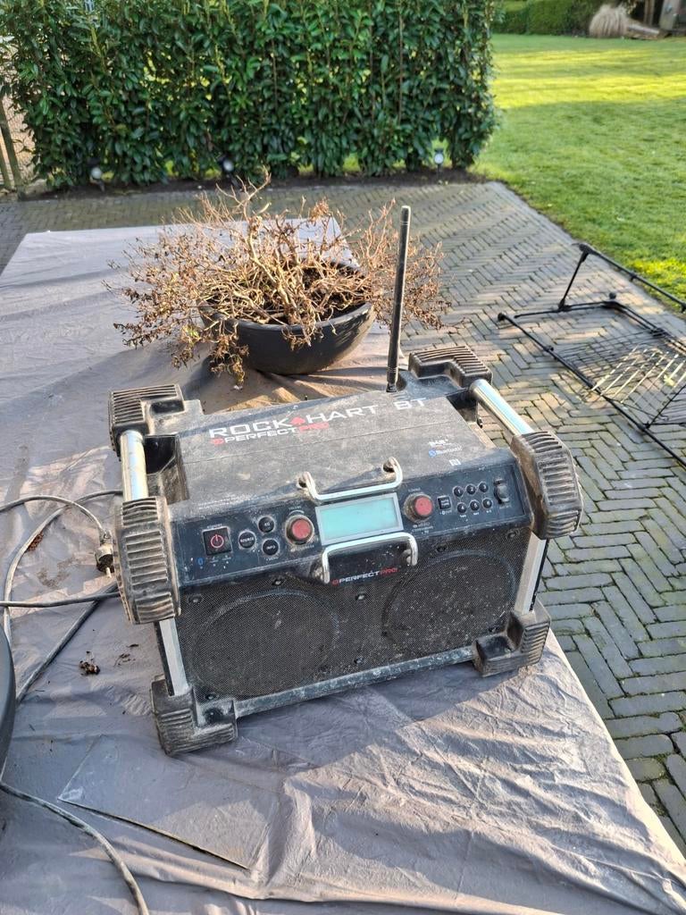 Bouwradio rockhart bt, Ophalen, Bouwradio