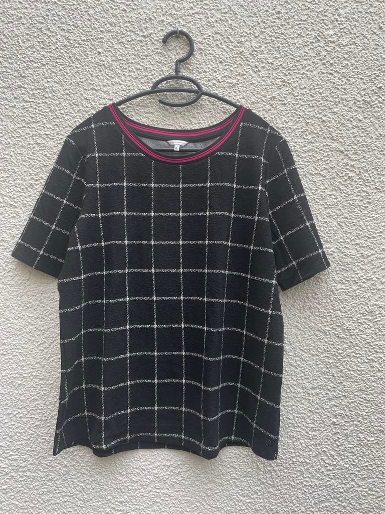 DISTRIKT NØRREBRO Zwart Geruit T-shirt Maat XL, Zwart, Maat 46/48 (XL) of groter, Ophalen of Verzenden, Zo goed als nieuw