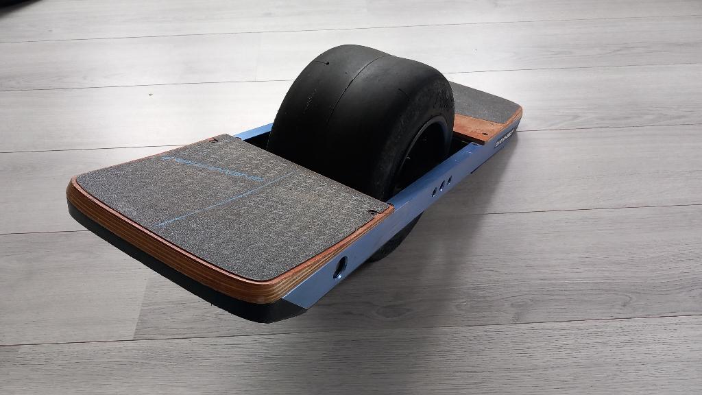 OneWheel+ XR, Sport en Fitness, Skateboarden, Ophalen, Zo goed als nieuw, Skateboard