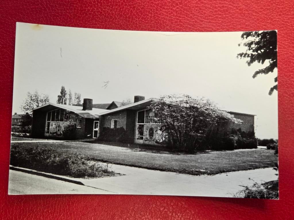 Nederweert - Eind bij Weert Basischool de Tweesprong, Ophalen of Verzenden