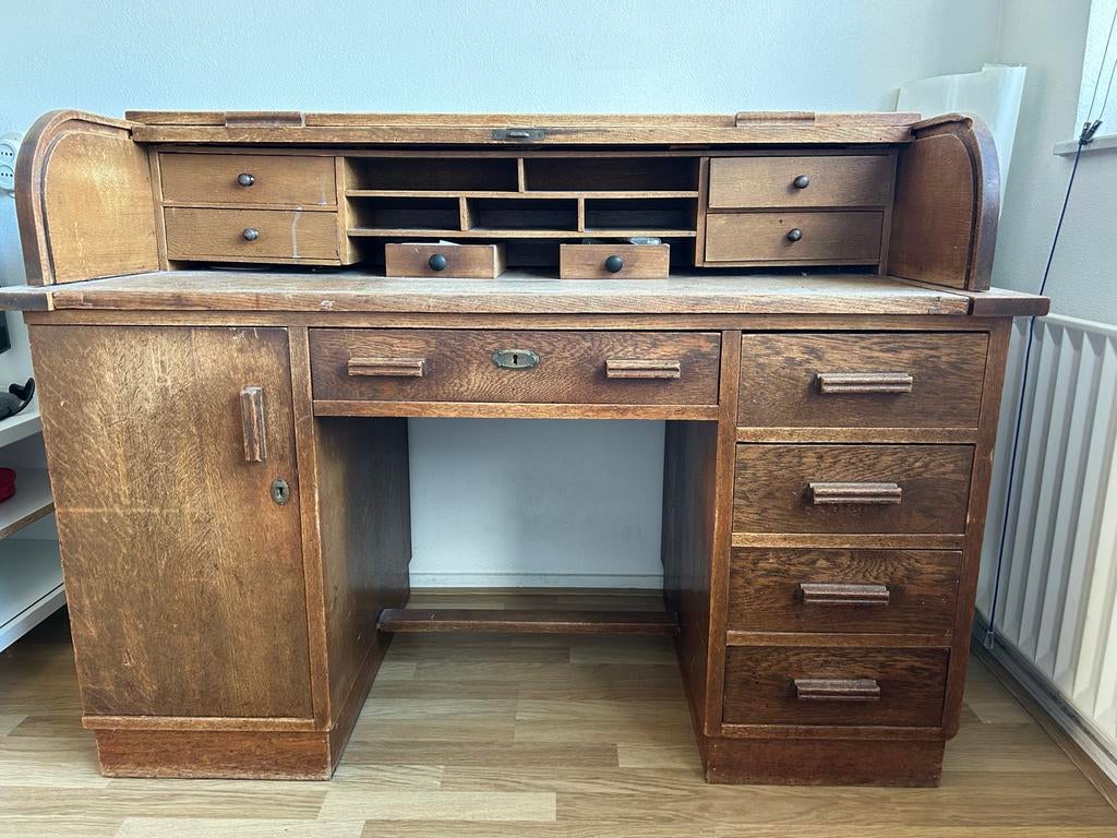 Oud bureau met rolluik, bovenstuk is los, Huis en Inrichting, Bureaus, Ophalen, Gebruikt