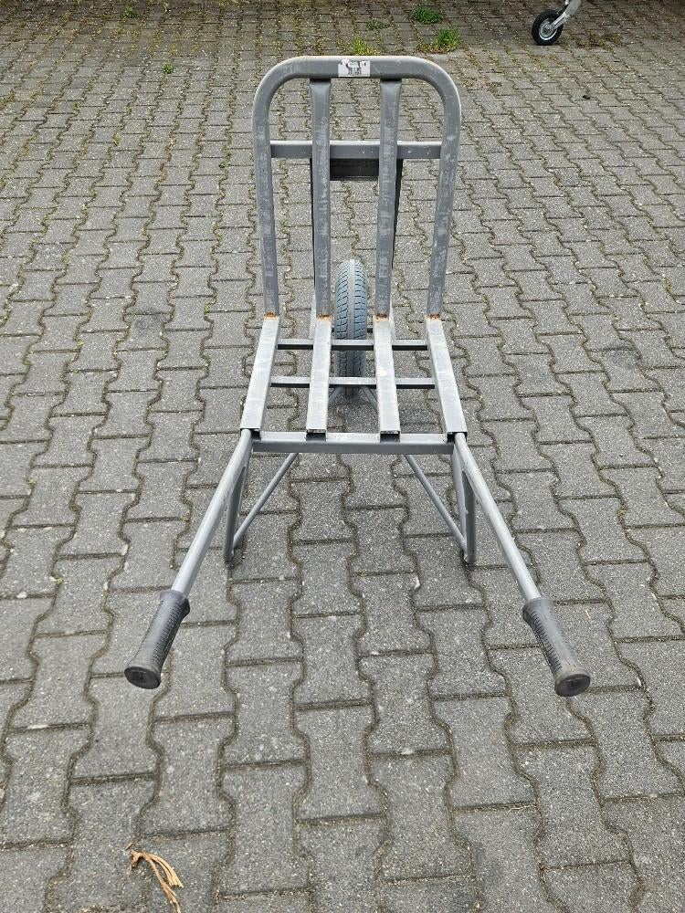 te koop Matador steenkruiwagens met antilekband, Ophalen, Zo goed als nieuw, Matador