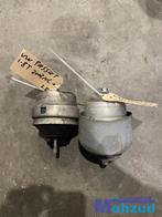 VW Passat 3B3 1.8T AWT motorsteun links rechts, Gebruikt, Volkswagen, Volkswagen AG, Berliner Ring 2
38440  Wolfsburg, DE