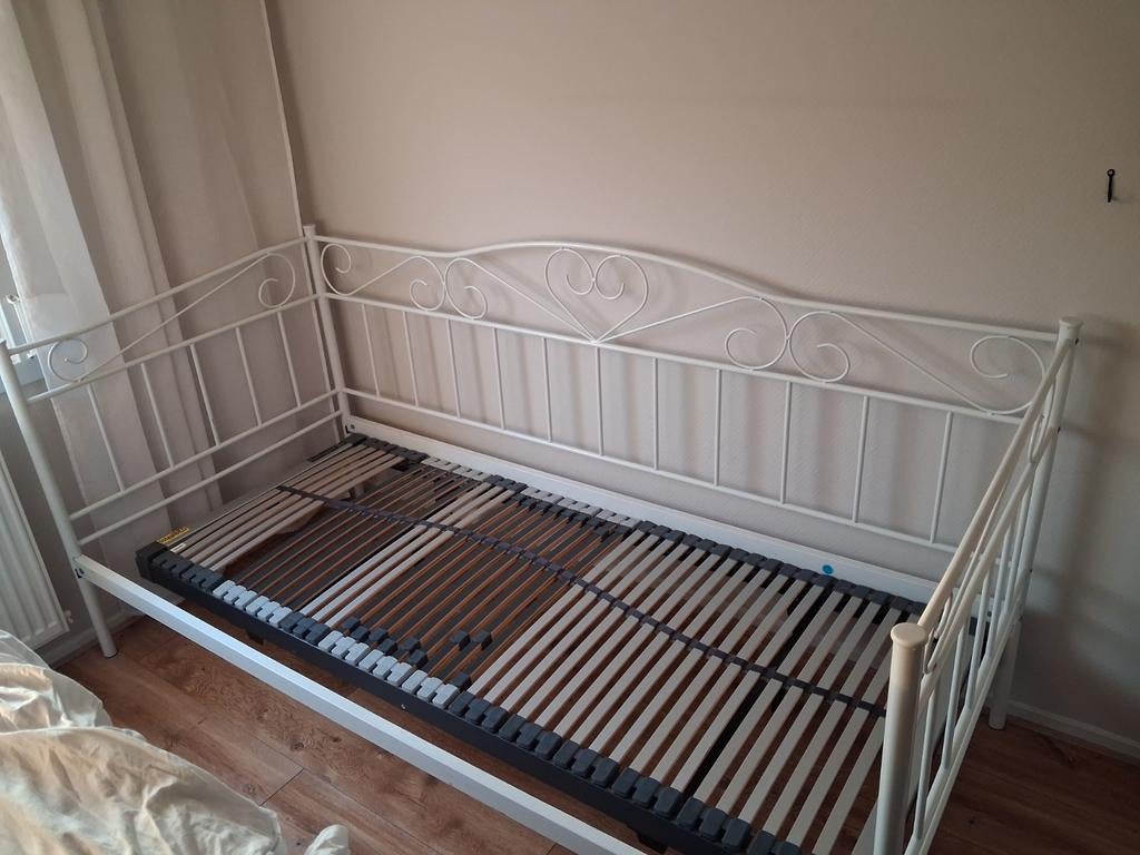 Gratis bed 90x200, Ophalen, Gebruikt, 90 cm, Eenpersoons
