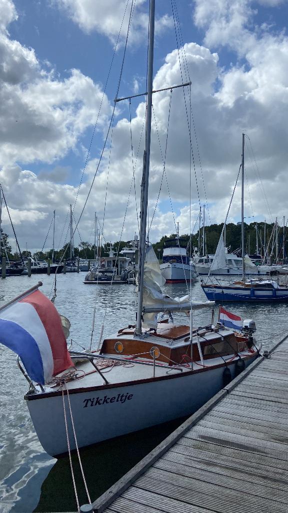 Kolibri 560 (opgeknapt), Watersport en Boten, Kajuitzeilboten en Zeiljachten, Ophalen, Gebruikt, Tourjacht of Cruiser, Benzine