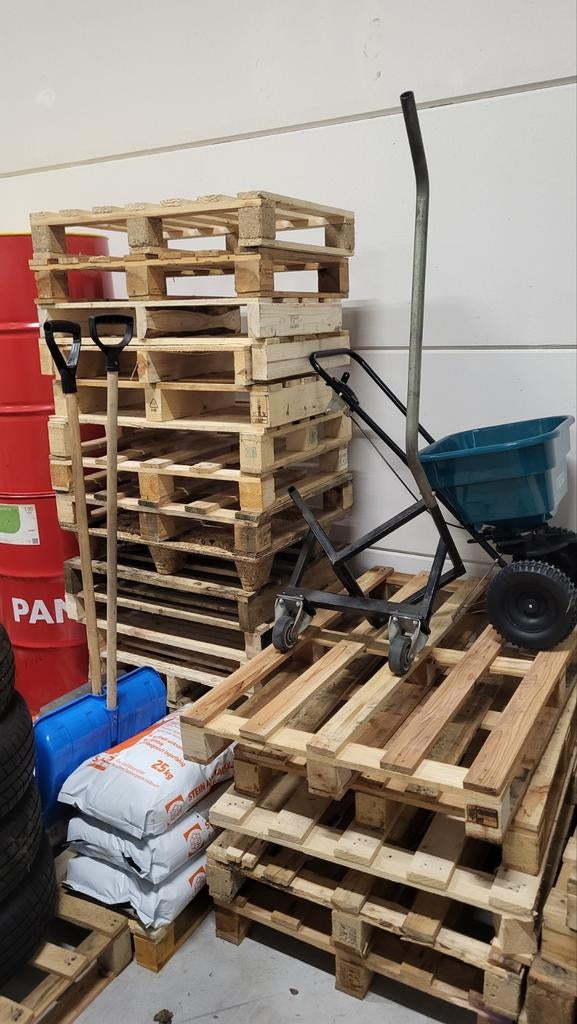 Pallets 23 stuks, Doe-het-zelf en Verbouw, Hout en Planken, Ophalen, Gebruikt, Minder dan 200 cm, Vuren