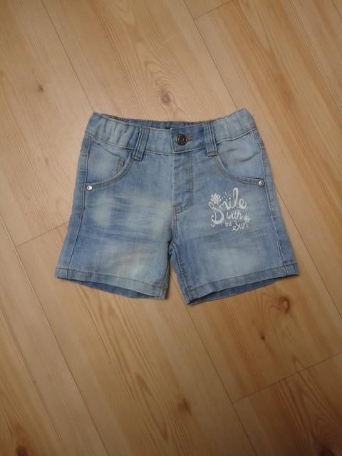 Te koop: Korte broek maat 98 van Blue Seven, Kinderen en Baby's, Kinderkleding | Maat 98, Broek, Blue seven, Meisje, Ophalen of Verzenden