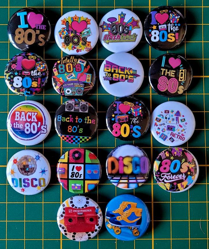 80's Party buttons, Verzamelen, Muziek, Artiesten en Beroemdheden, Nieuw, Gebruiksvoorwerp, Verzenden