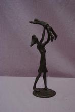 Moeder met kind ( Brons, Antiek en Kunst, Ophalen of Verzenden