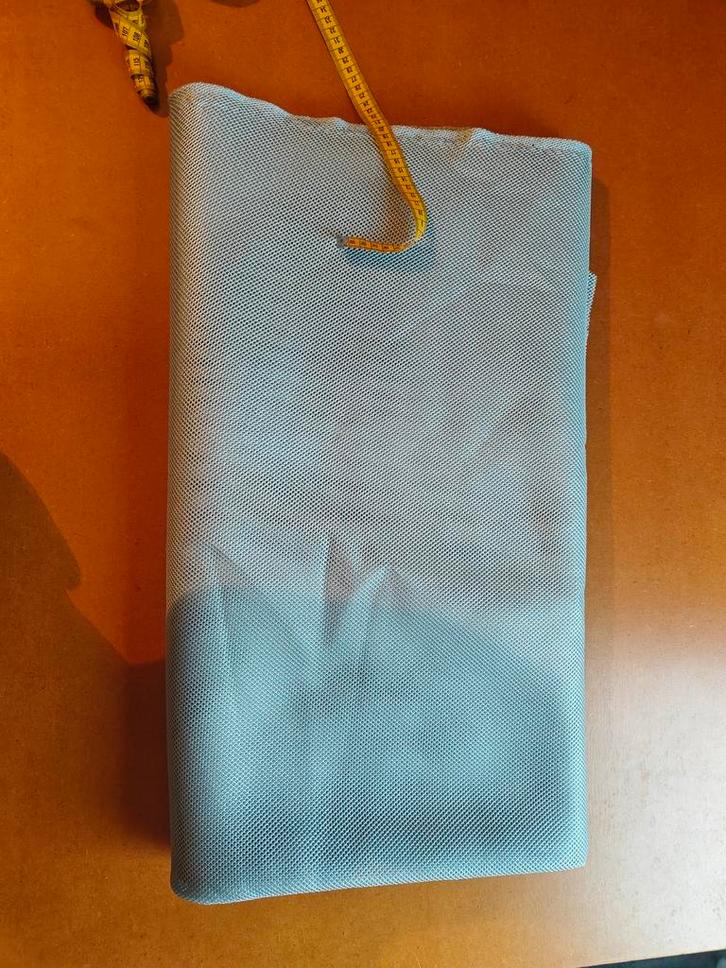 Lap mesh ijsblauw 250x130cm, Hobby en Vrije tijd, Stoffen en Lappen, Nieuw, Polyester, 120 cm of meer, 200 cm of meer, Blauw, Ophalen of Verzenden