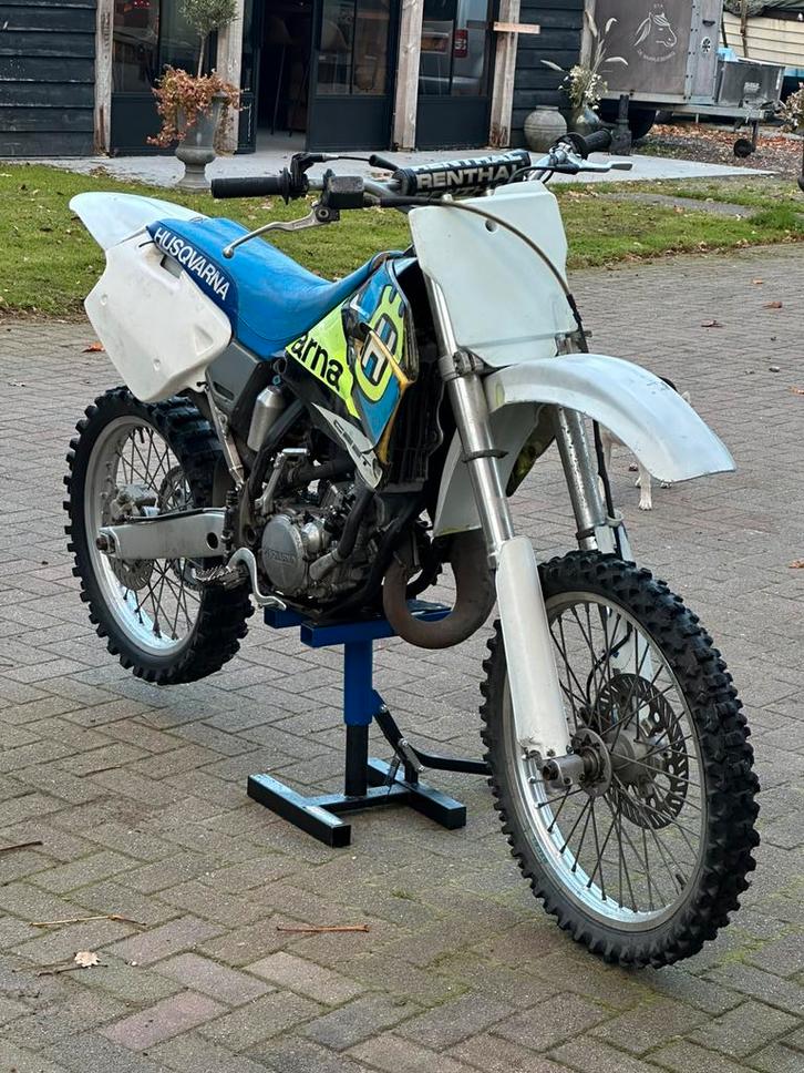 Husquvarna 125cc, Fietsen en Brommers, Brommers | Crossbrommers, Zo goed als nieuw, Overige merken, Ophalen