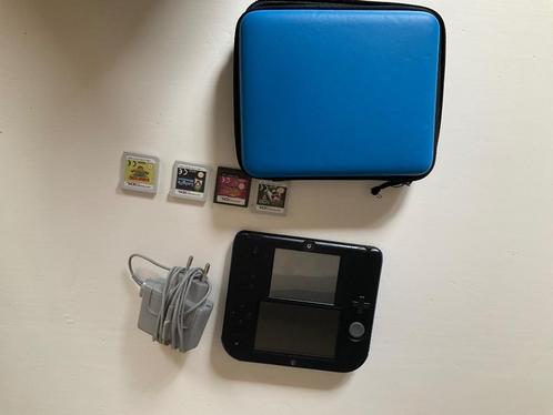 Nintendo 2ds, Spelcomputers en Games, Spelcomputers | Nintendo 2DS en 3DS, Gebruikt, 2DS, Blauw, Met games, Met beschermhoes of tas