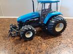 Britains New Holland 8560 met brede banden, Hobby en Vrije tijd, Modelauto's | 1:32, Ophalen of Verzenden, Zo goed als nieuw, Tractor of Landbouw