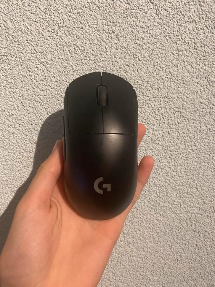 Logitech G pro x Superlight, Computers en Software, Muizen, Gebruikt, Muis, Linkshandig, Rechtshandig, Draadloos, Gaming muis