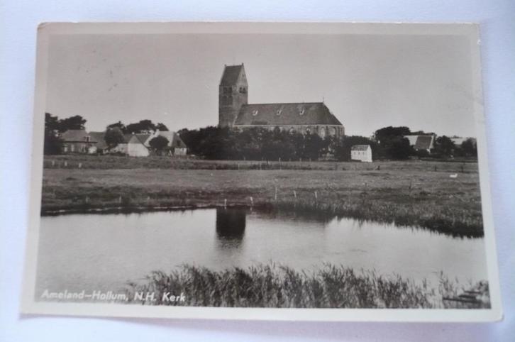 ameland - hollum ned. herv. kerk fotoglanskaart gelopen jare, Verzamelen, Ansichtkaarten | Nederland, Gelopen, Waddeneilanden