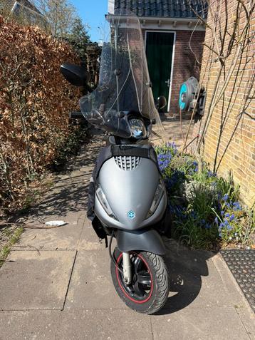 Piaggio Zip 4t 2v beschikbaar voor biedingen