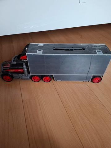 Dickie Toys Autotransporter Koffer beschikbaar voor biedingen