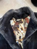 Vintage zwarte bontjas mt 38 met gratis muts erbij, Kleding | Dames, Maat 38/40 (M), Zwart, Ophalen of Verzenden, Vintage