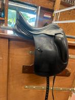 Erreplus Vittoria dressuurzadel 17,5 inch, Dieren en Toebehoren, Ophalen of Verzenden, Zo goed als nieuw, Dressuur