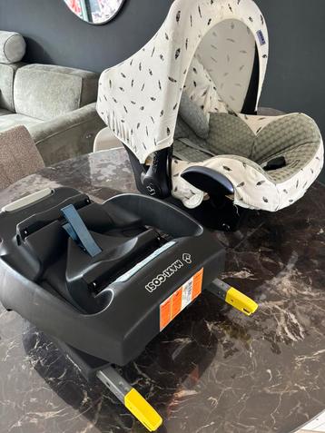 Maxicosi  met isofix systeem beschikbaar voor biedingen