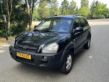 Hyundai Tucson 2.7i V6 4WD Style G3 | Automaat | Airco | Tre beschikbaar voor biedingen
