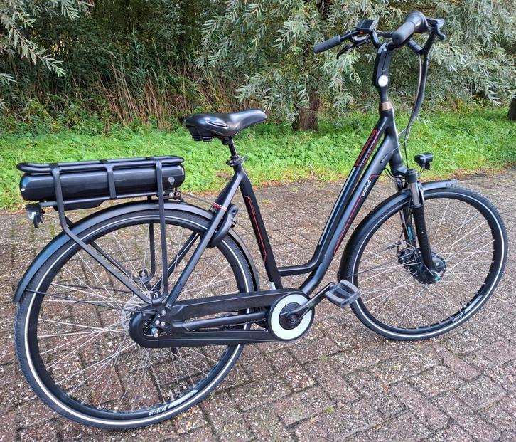 Nette zwarte elektrische damesfiets, E-bike, 57cm hoog️️️✅️, Fietsen en Brommers, Fietsen | Dames | Damesfietsen, Zo goed als nieuw