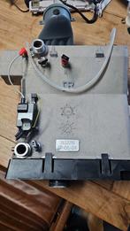 Divers: warmtewisselaar Remeha, radiator, kraan, vuilfilter, Doe-het-zelf en Verbouw, Sanitair, Ophalen, Zo goed als nieuw, Overige typen