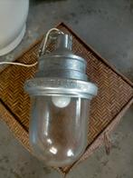 Oude lamp, Ophalen