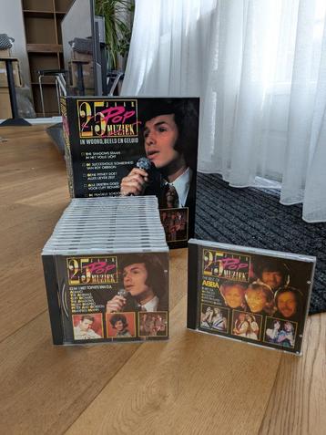 25 jaar Popmuziek. Compleet 21 boeken, 21 cd's + ABBA cd beschikbaar voor biedingen