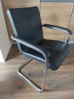 Twee leren stoelen., Huis en Inrichting, Stoelen, Ophalen, Zo goed als nieuw, Zwart, Twee